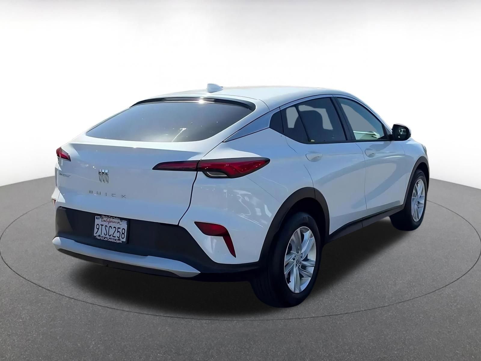 Used 2025 Buick Envista Preferred image 14