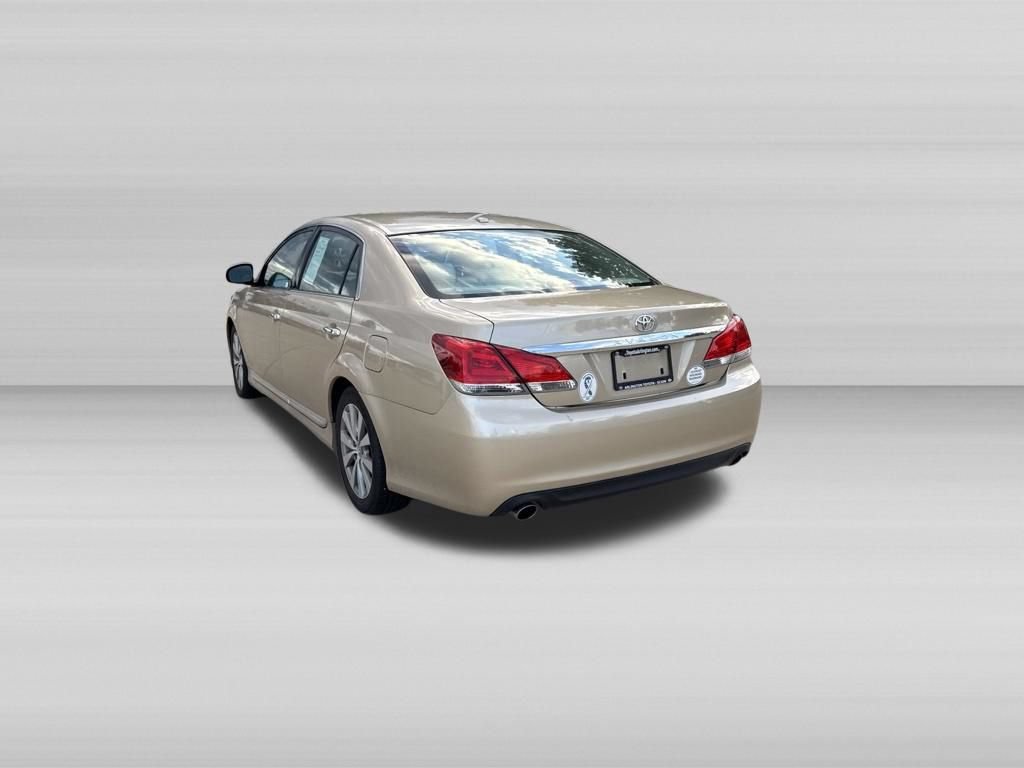 Used 2011 Toyota Avalon Limited FWD image 7