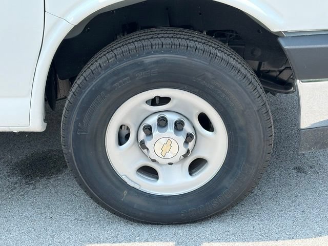 New 2026 Chevrolet Express 3500 w/ Power Convenience Package RWD image 11
