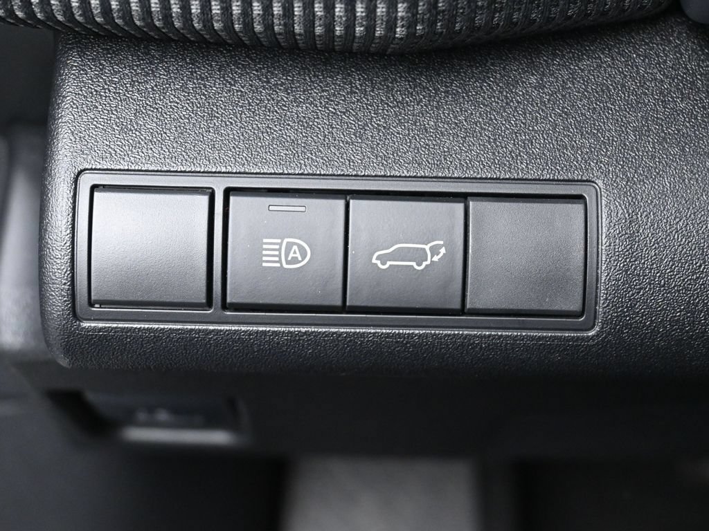 Used 2023 Toyota bZ4X AWD w/ Weather Package image 14
