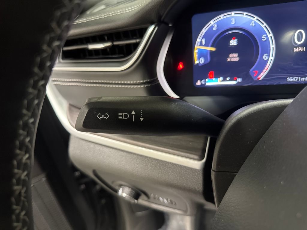 Used 2024 Jeep Grand Cherokee Limited AWD/4WD image 42