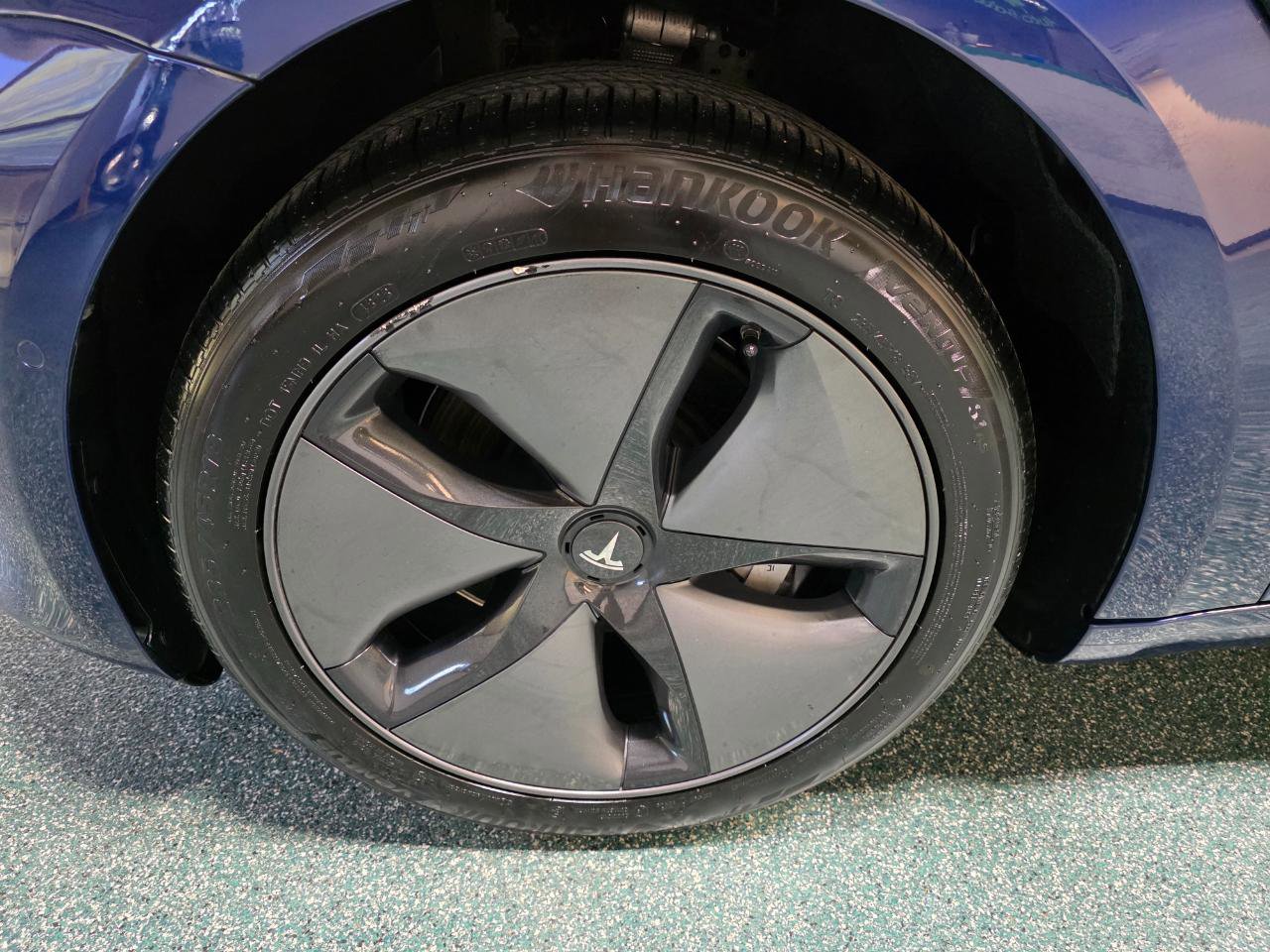 Used 2019 Tesla Model 3 Standard Range Plus image 12