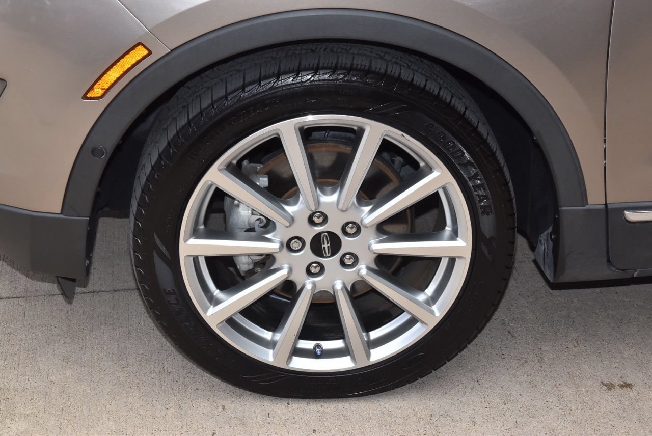 Used 2019 Lincoln MKC Reserve w/ MKC Technology Package FWD image 37