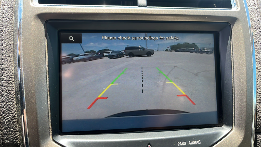 Used 2014 Lincoln MKX FWD w/ Equipment Group 102A image 18