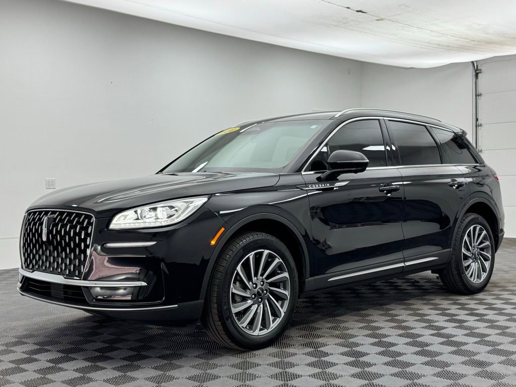 Used 2024 Lincoln Corsair Reserve w/ Equipment Group 201A image 2