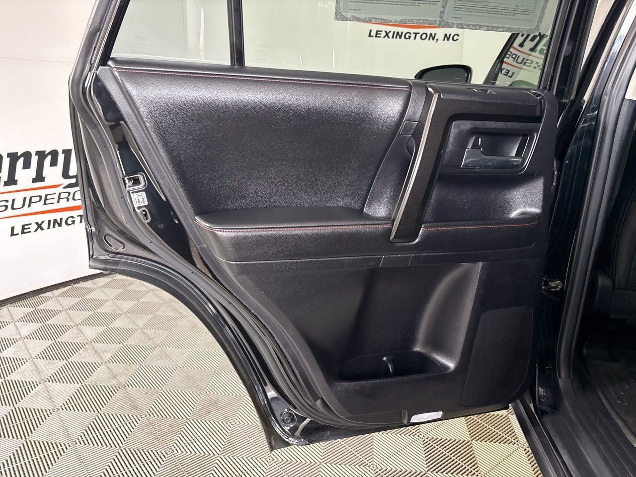 Used 2015 Toyota 4Runner TRD Pro image 19