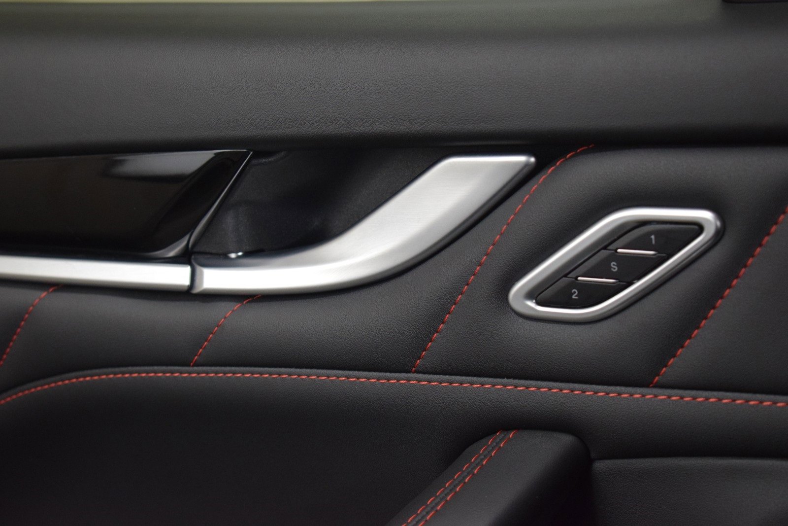 Certified 2022 Maserati Levante Modena image 35