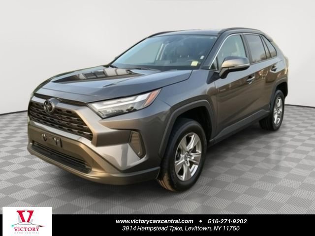 Used 2024 Toyota RAV4 XLE image 1