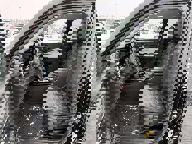 Used 2025 Chevrolet Trax LT image 10