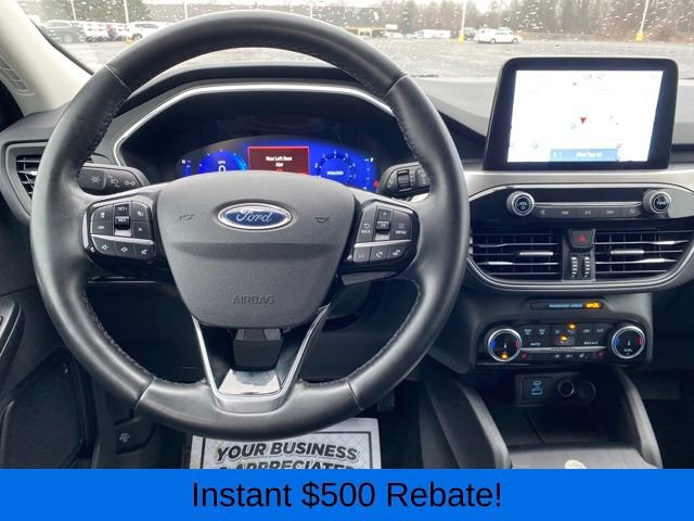 Used 2022 Ford Escape Titanium image 7