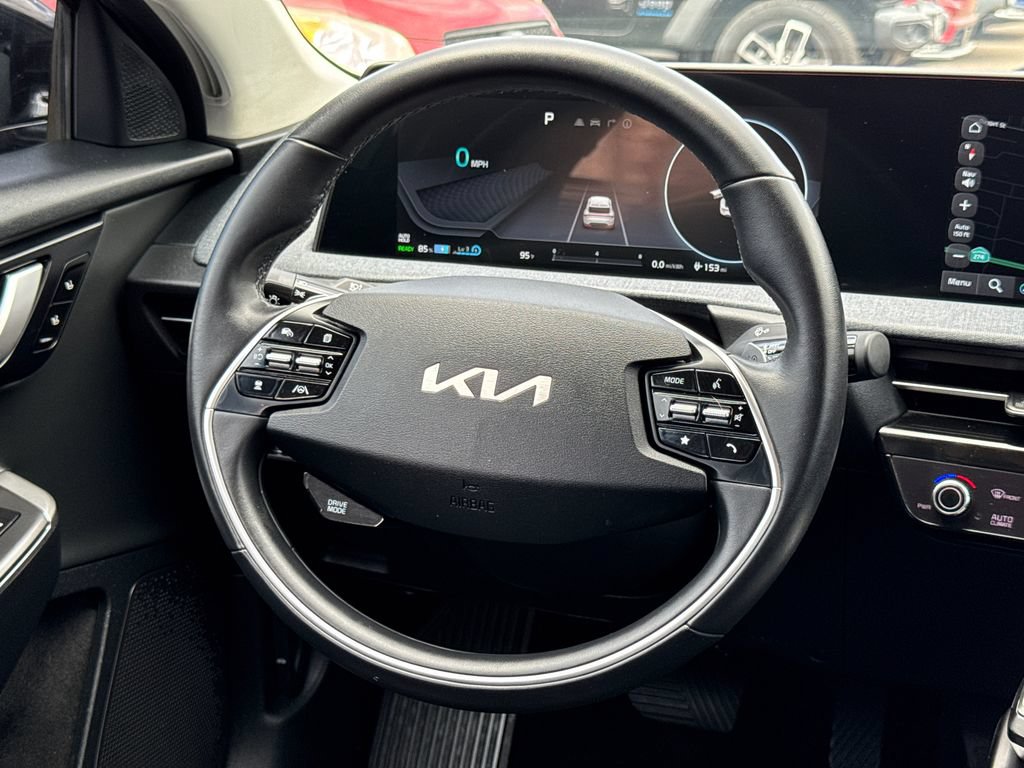 Used 2023 Kia EV6 Light RWD image 21