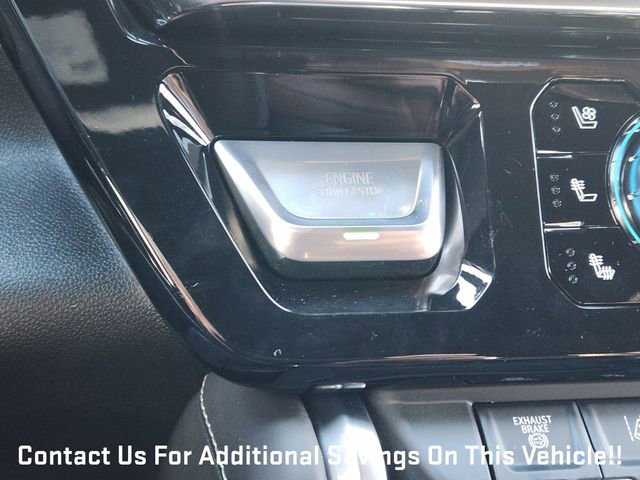 New 2026 GMC Sierra 2500 Denali Ultimate w/ LPO, Black Badging Package image 16