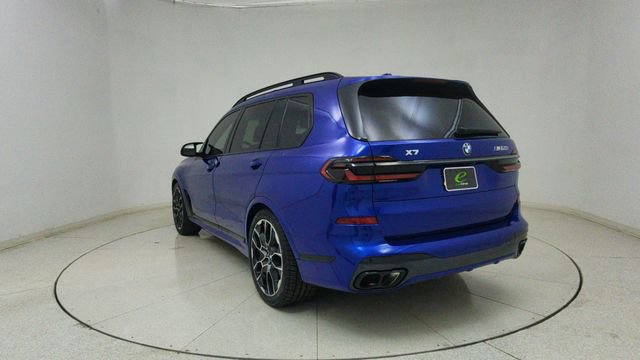 Used 2025 BMW X7 M60i image 77
