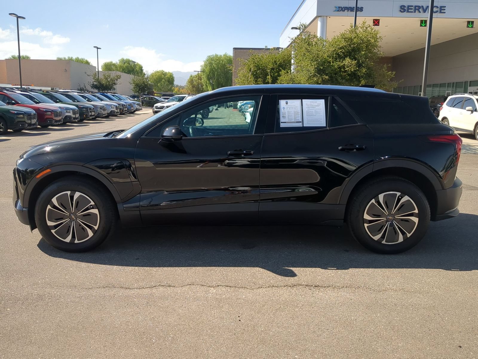 Used 2024 Chevrolet Blazer EV LT AWD/4WD image 2