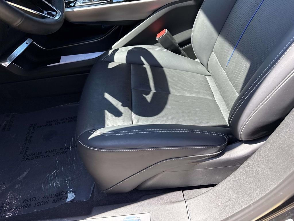 Used 2024 Cadillac Lyriq Sport AWD/4WD image 29