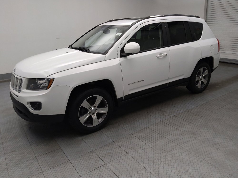 Used 2017 Jeep Compass High Altitude image 2