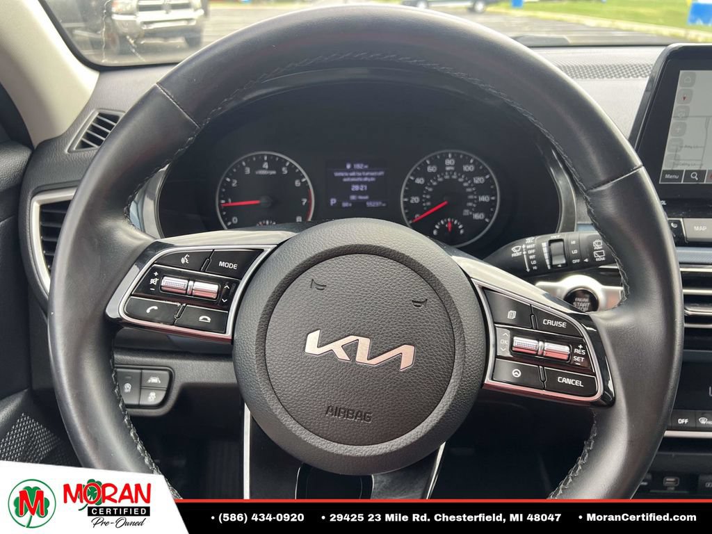 Used 2023 Kia Seltos S w/ Navigation Package AWD/4WD image 18