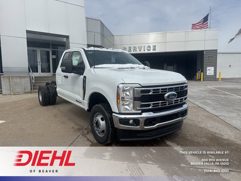 New 2025 Ford F350 XL w/ XL Chrome Package