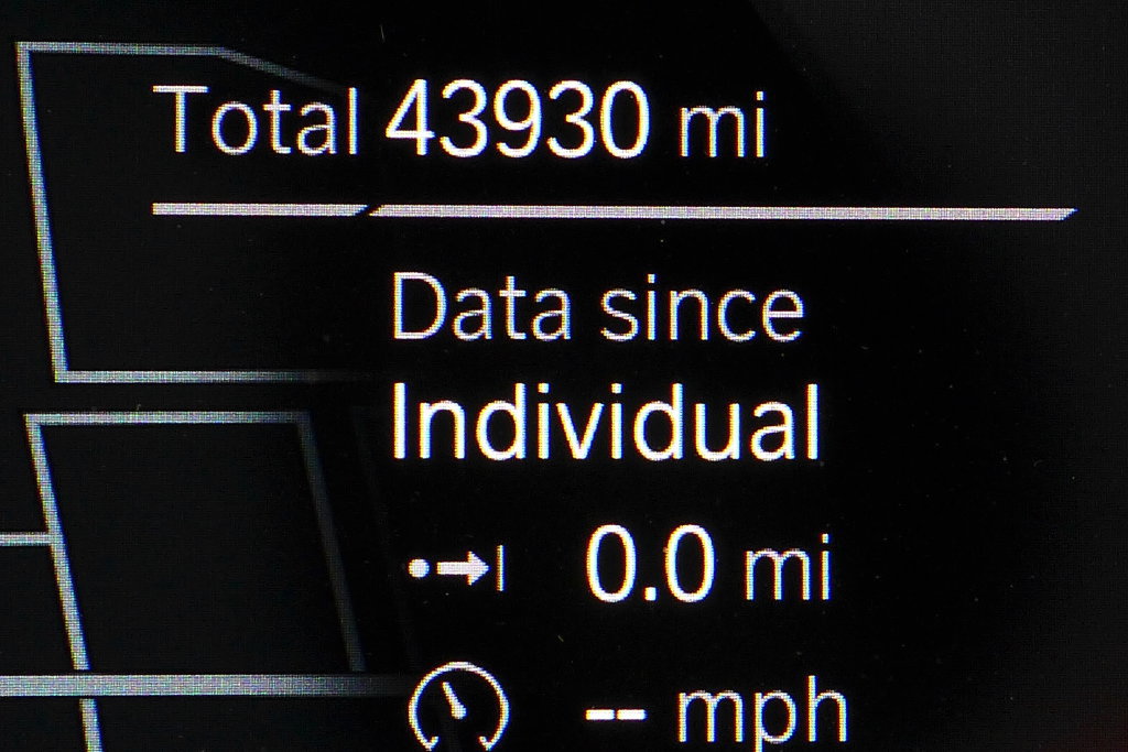 Used 2024 BMW X3 sDrive30i w/ Convenience Package RWD image 32