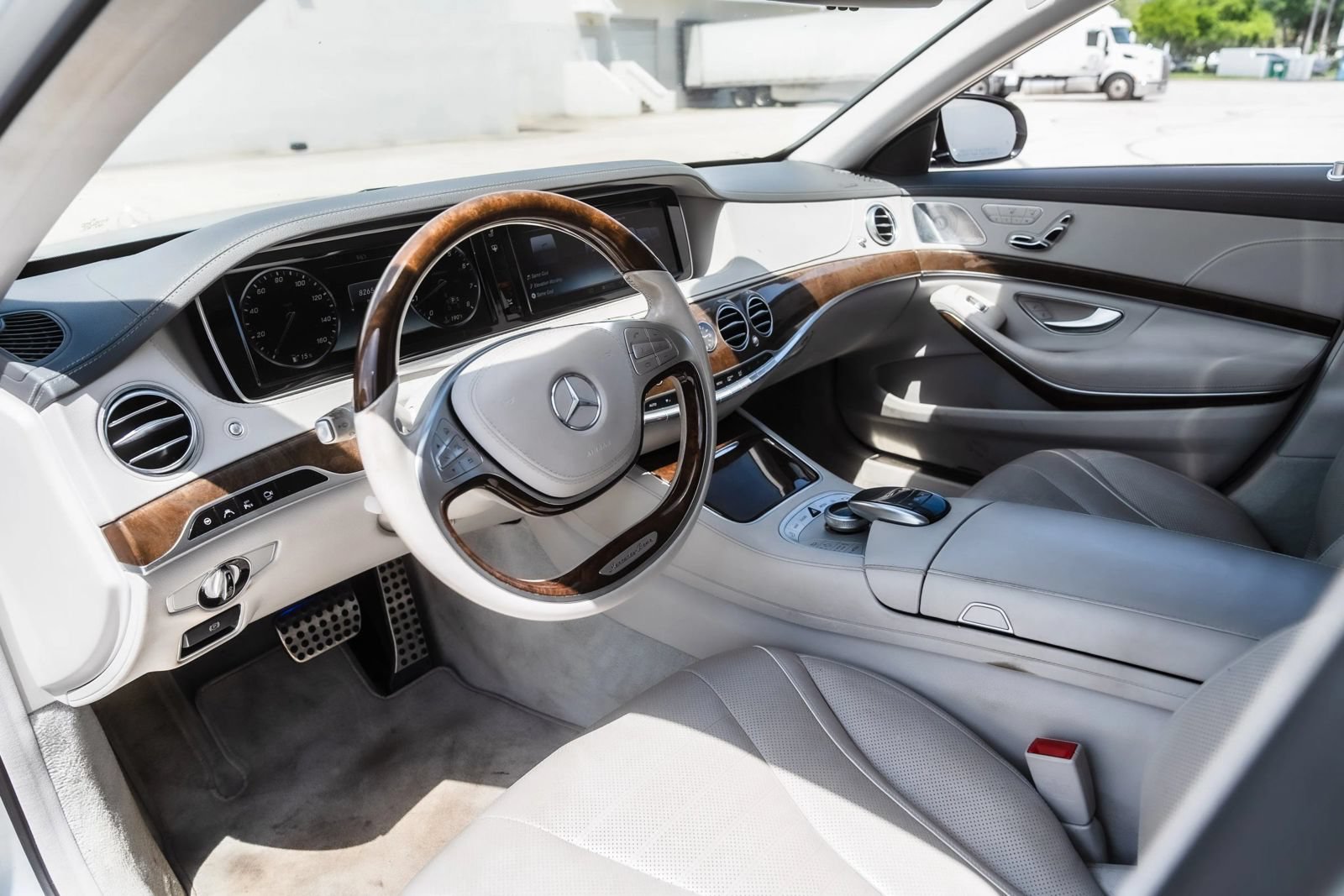 Used 2016 Mercedes-Benz S 550 Sedan image 13
