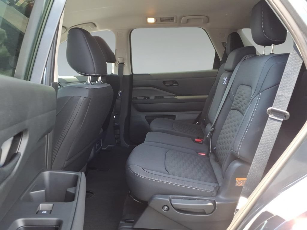 New 2026 Nissan Pathfinder SV w/ Cargo Package FWD image 11