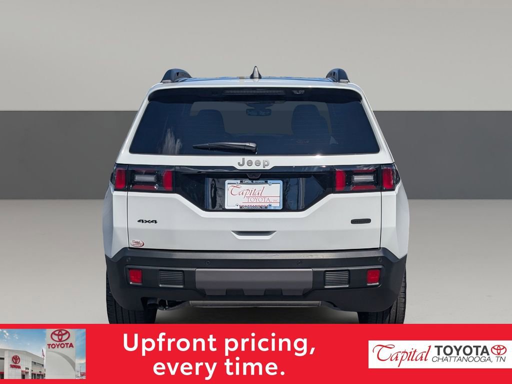 Used 2026 Jeep Cherokee Overland w/ Trailer Tow Group AWD/4WD image 6