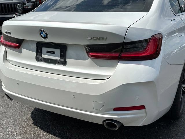 Used 2024 BMW 330i xDrive Sedan w/ Premium Package AWD/4WD image 11