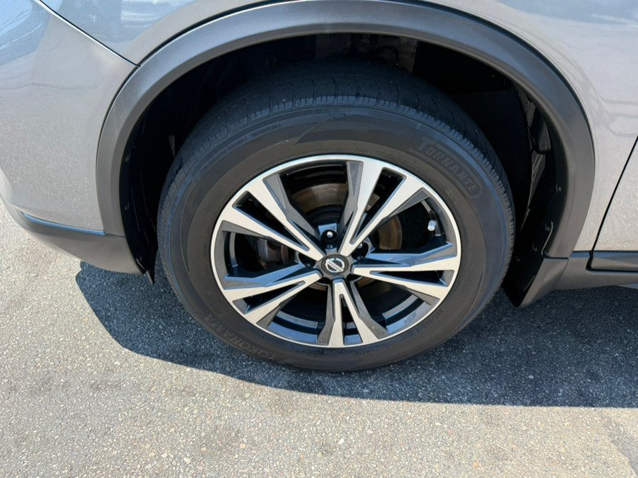 Used 2017 Nissan Rogue SL w/ SL Premium Package AWD/4WD image 4