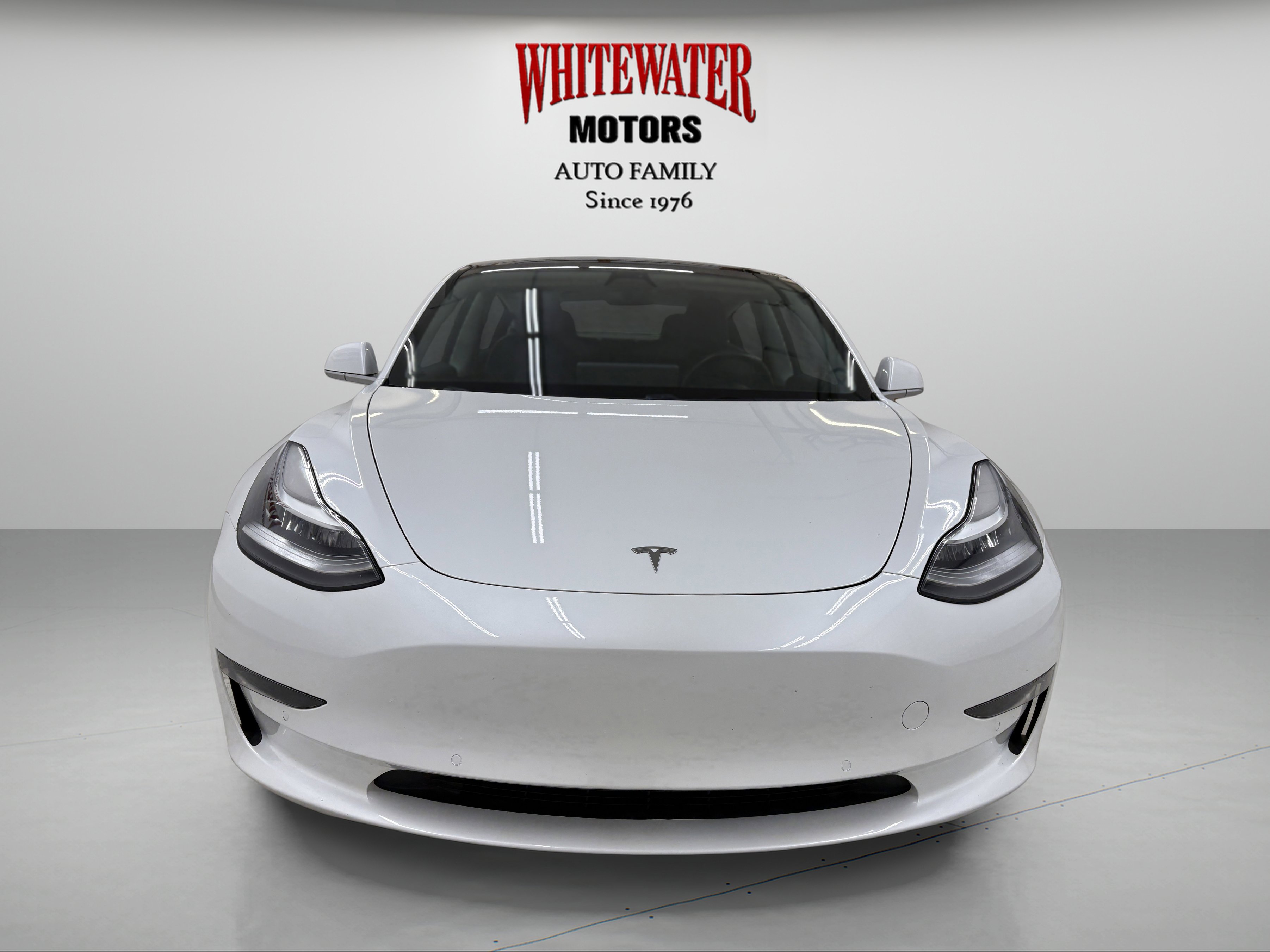 Used 2019 Tesla Model 3 Standard Range Plus image 6