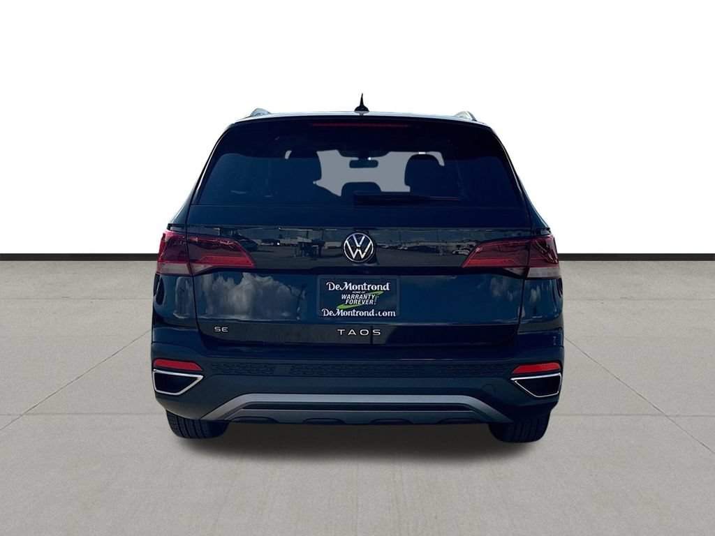 Used 2024 Volkswagen Taos SE FWD image 5