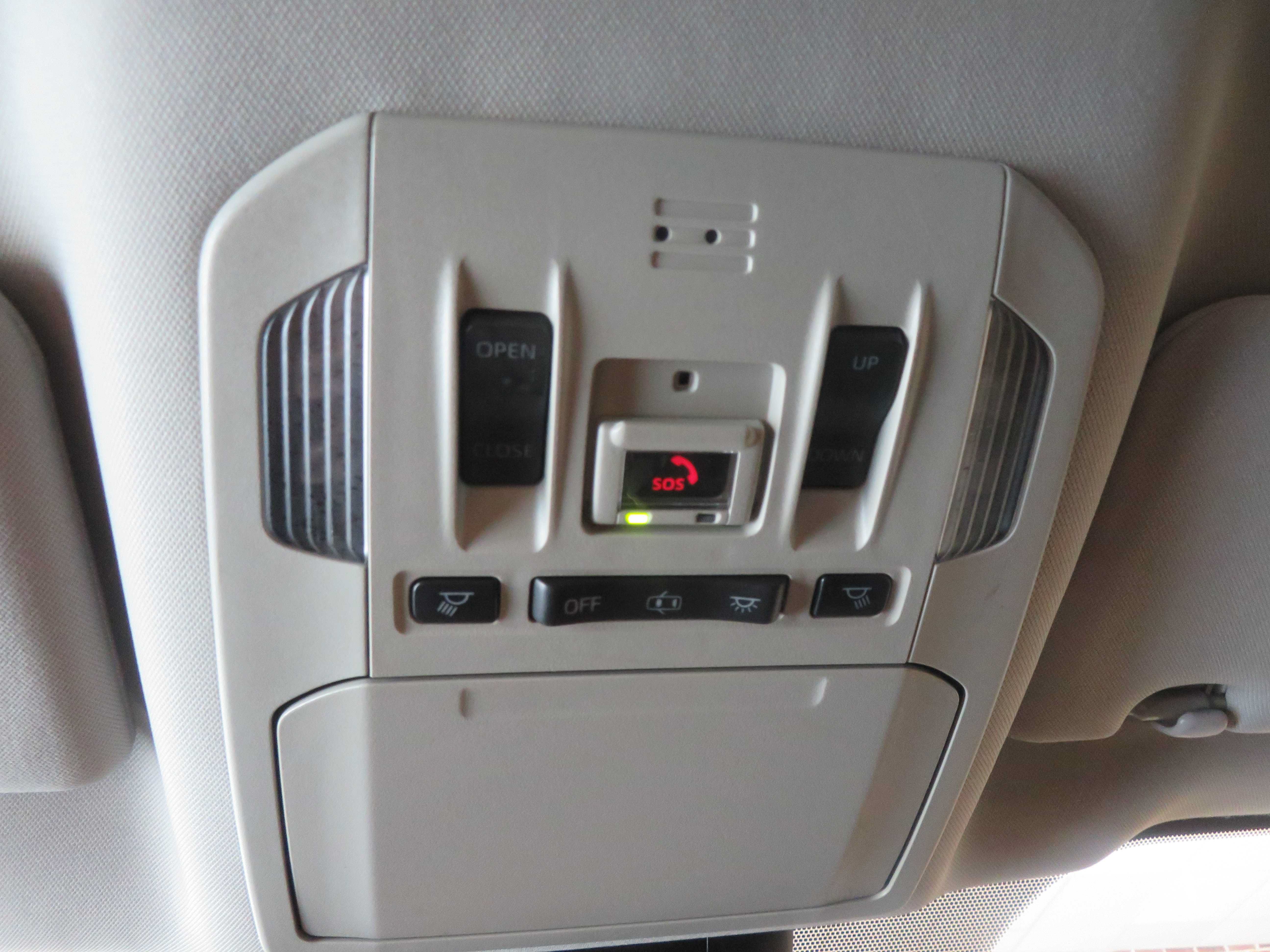 Used 2020 Toyota Highlander XLE FWD image 52