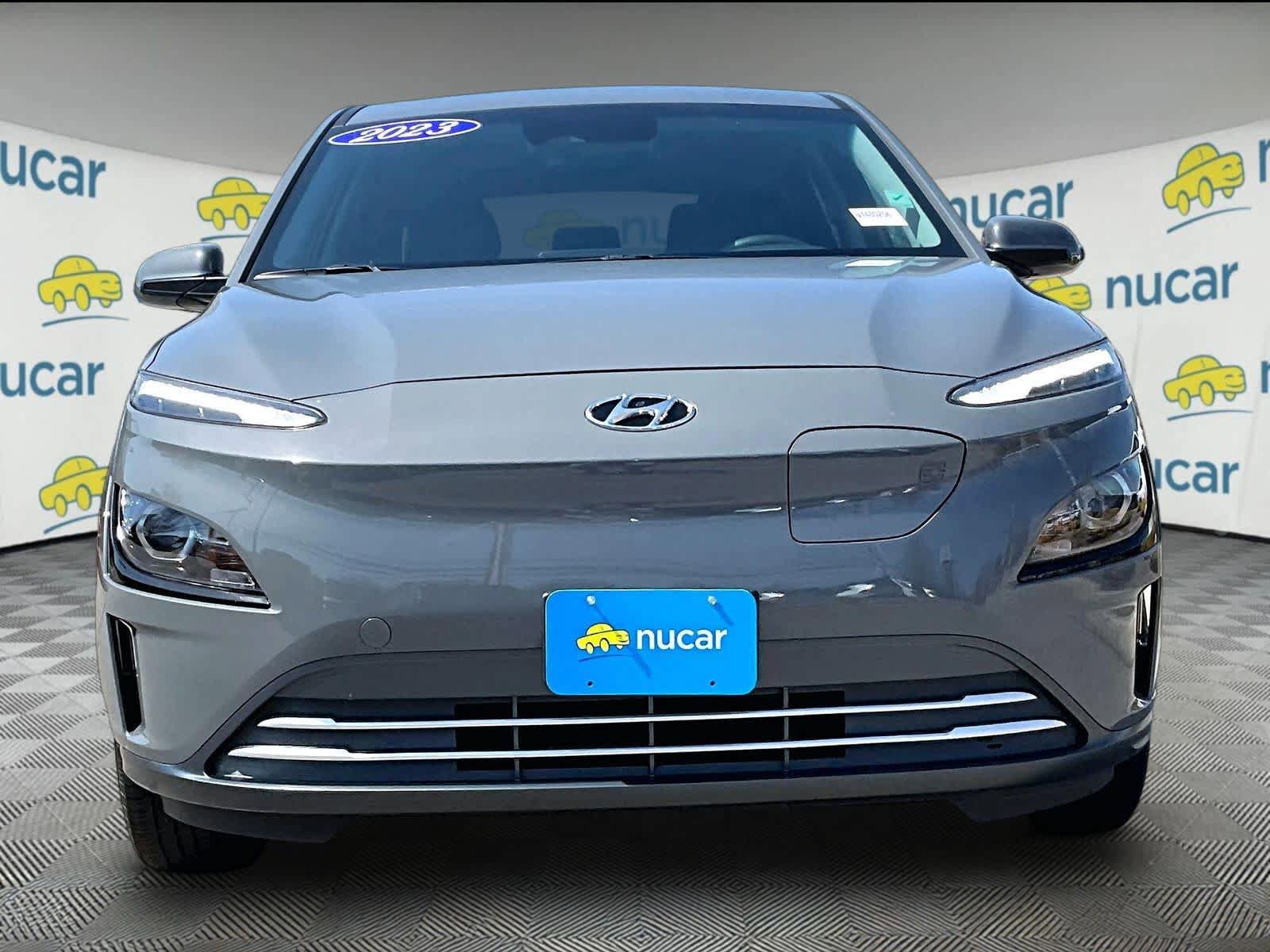 Used 2023 Hyundai Kona SE w/ Cargo Package FWD image 2