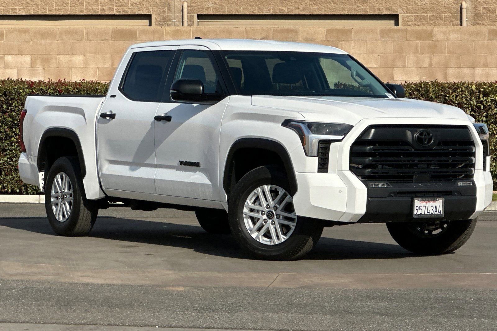 Used 2024 Toyota Tundra SR5 image 2