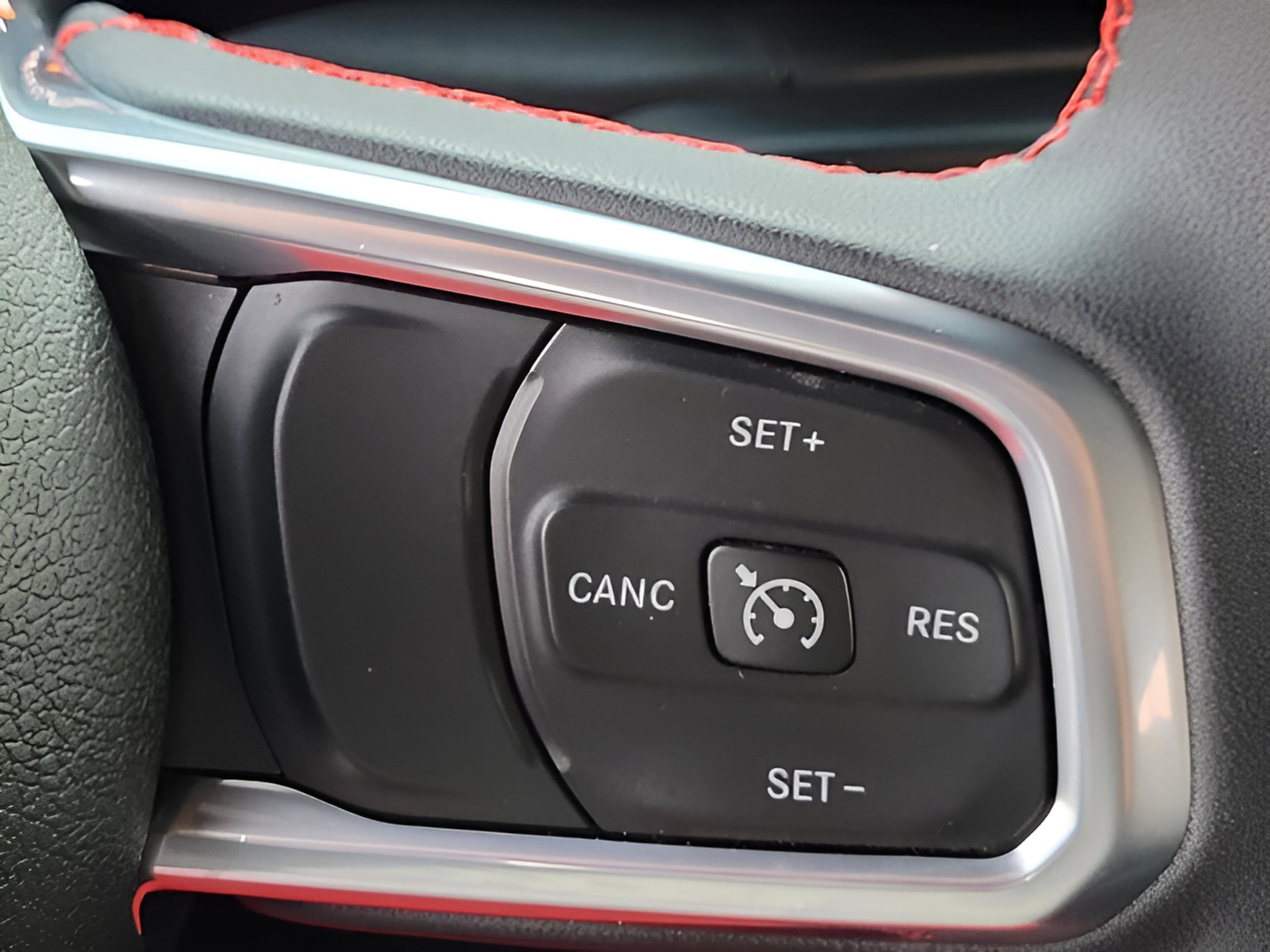 Used 2022 Jeep Wrangler Sport image 22