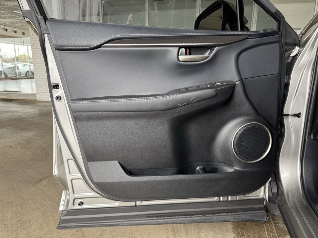 Used 2017 Lexus NX 200t FWD image 9