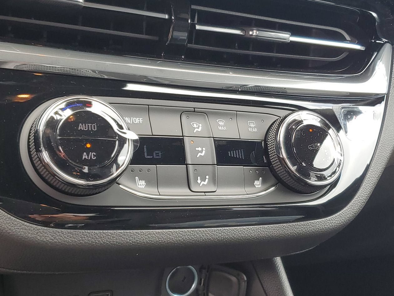 New 2026 Buick Envista Sport Touring w/ Convenience I Package FWD image 22