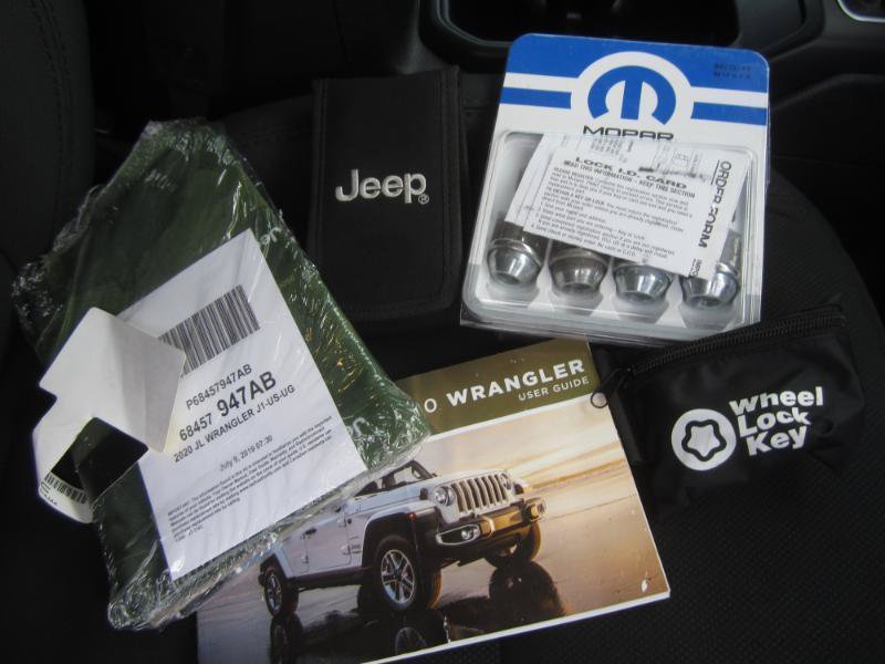 Used 2020 Jeep Wrangler Unlimited Sport AWD/4WD image 37