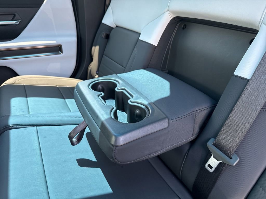 New 2025 GMC Hummer EV 2X w/ LPO, Dark Essentials Package image 49