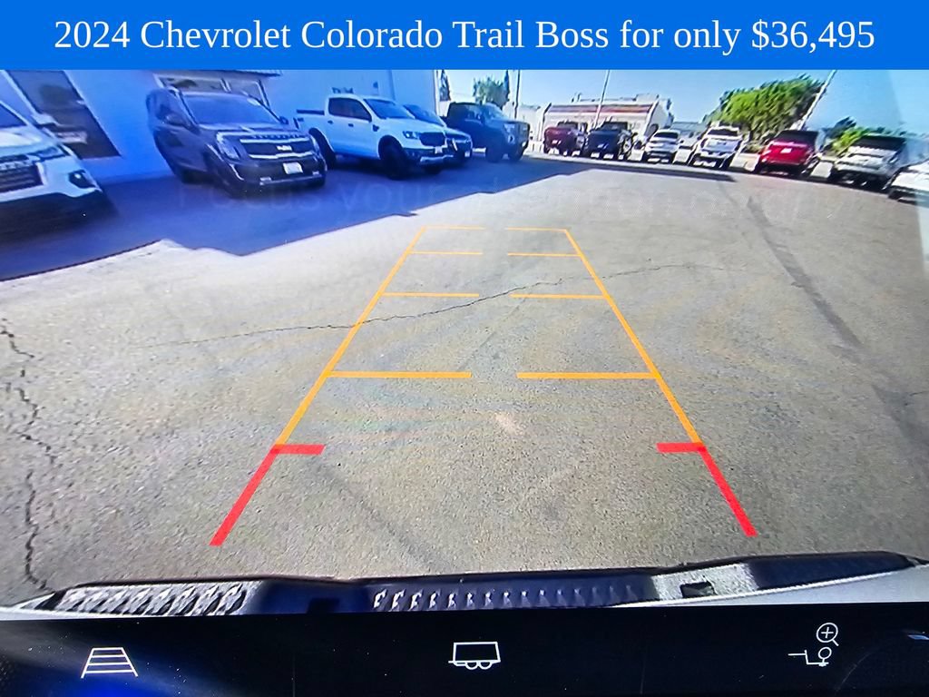 Used 2024 Chevrolet Colorado Trail Boss w/ Advanced Trailering Package AWD/4WD image 30