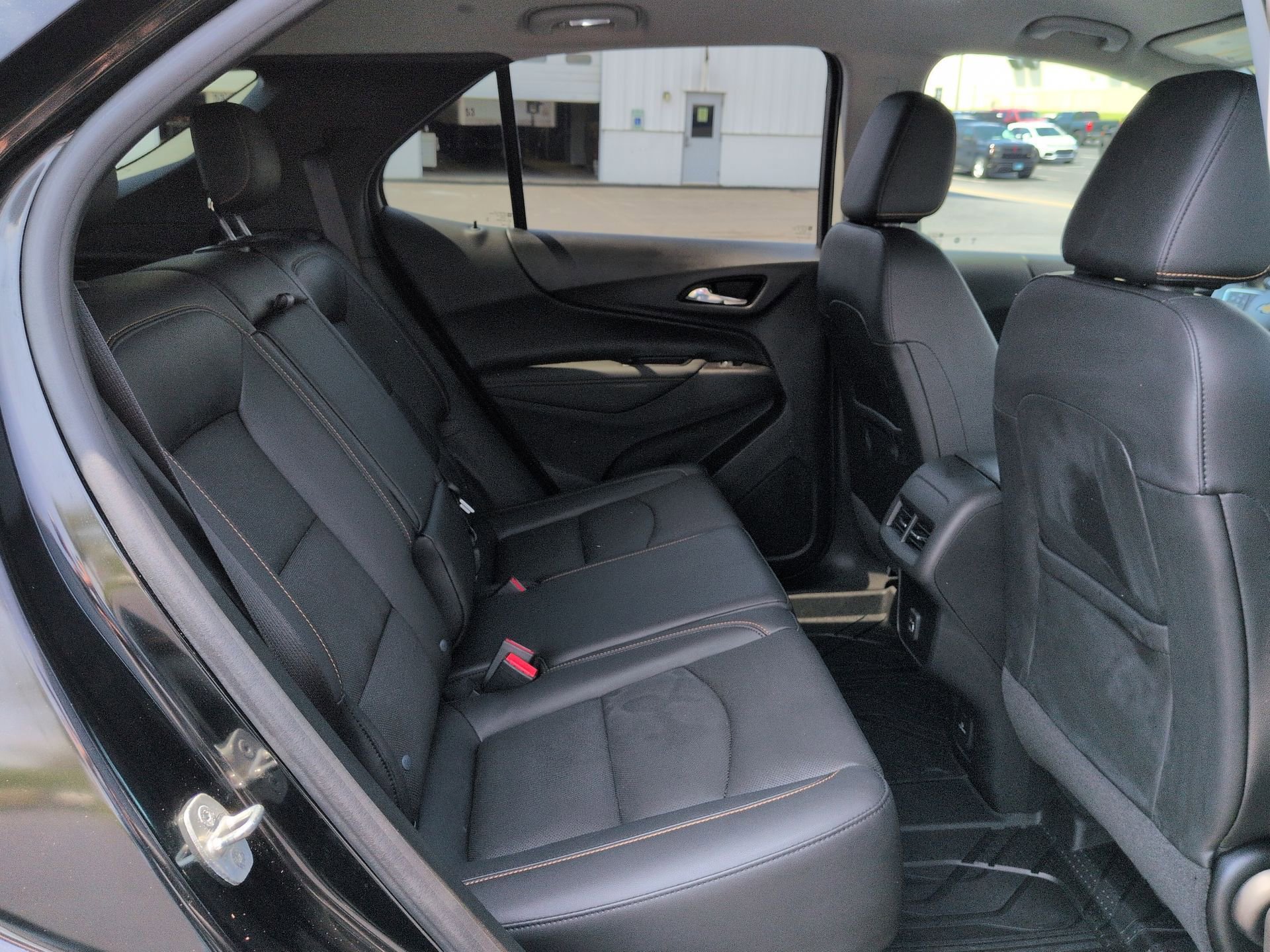 Certified 2020 Chevrolet Equinox Premier w/ Premier Redline Edition AWD/4WD image 27