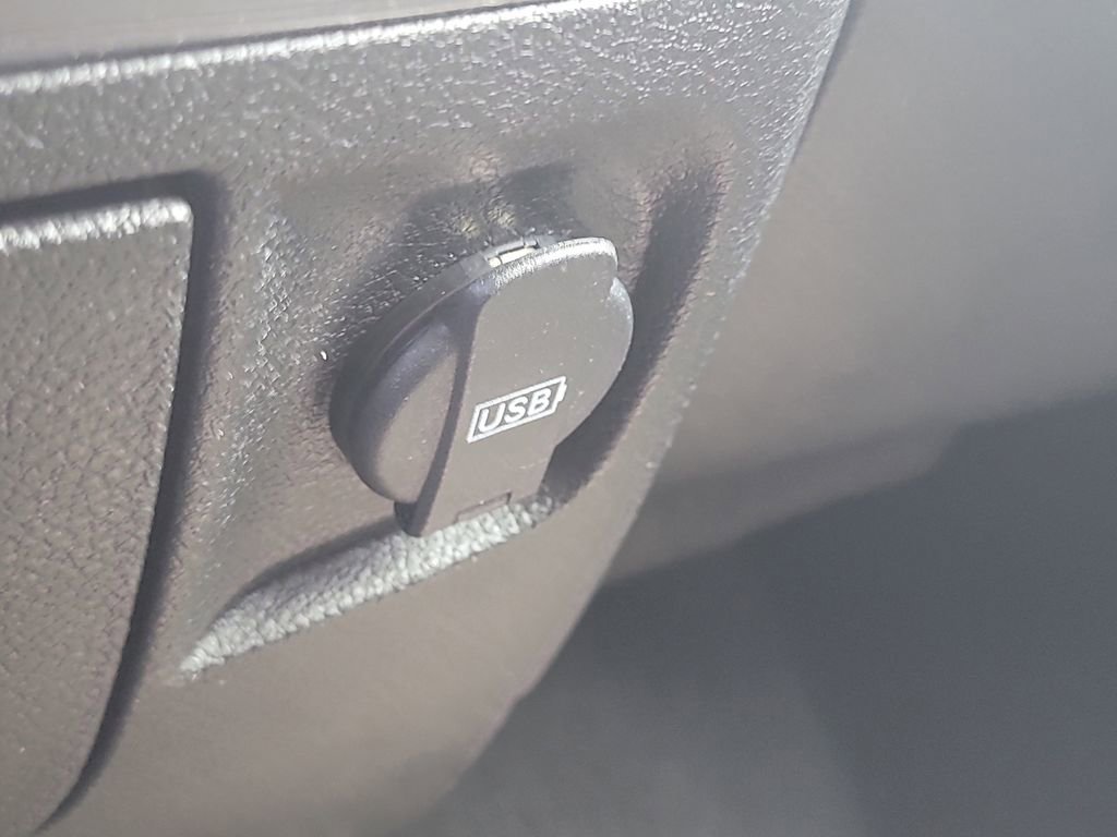 Used 2021 RAM 1500 Classic Warlock w/ Luxury Group AWD/4WD image 20