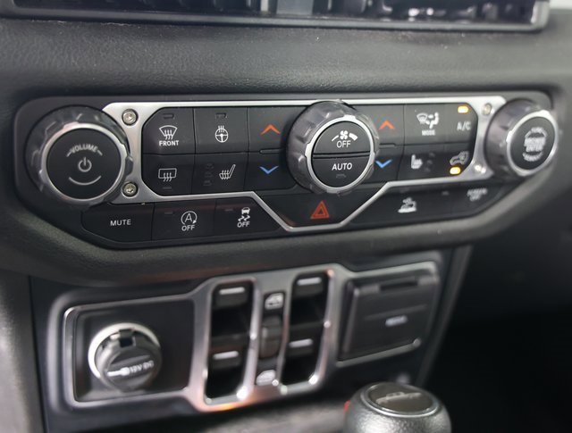 Used 2024 Jeep Gladiator Sport image 16