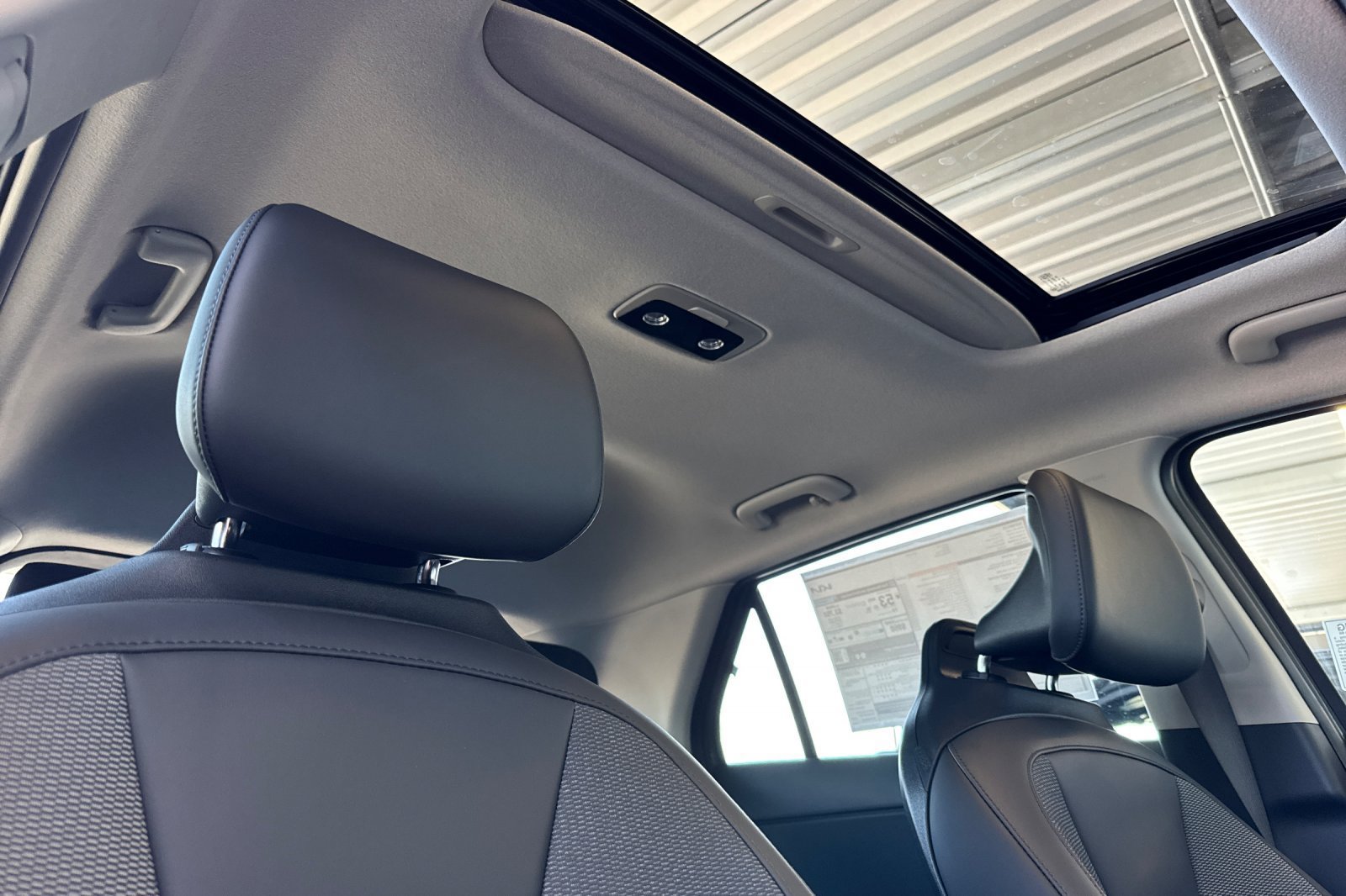 New 2026 Kia Niro EX w/ EX Premium Package FWD image 17