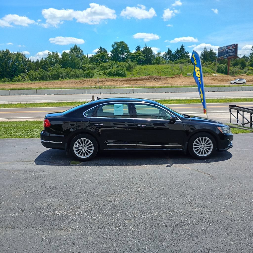 Used 2016 Volkswagen Passat 1.8T SE FWD image 6