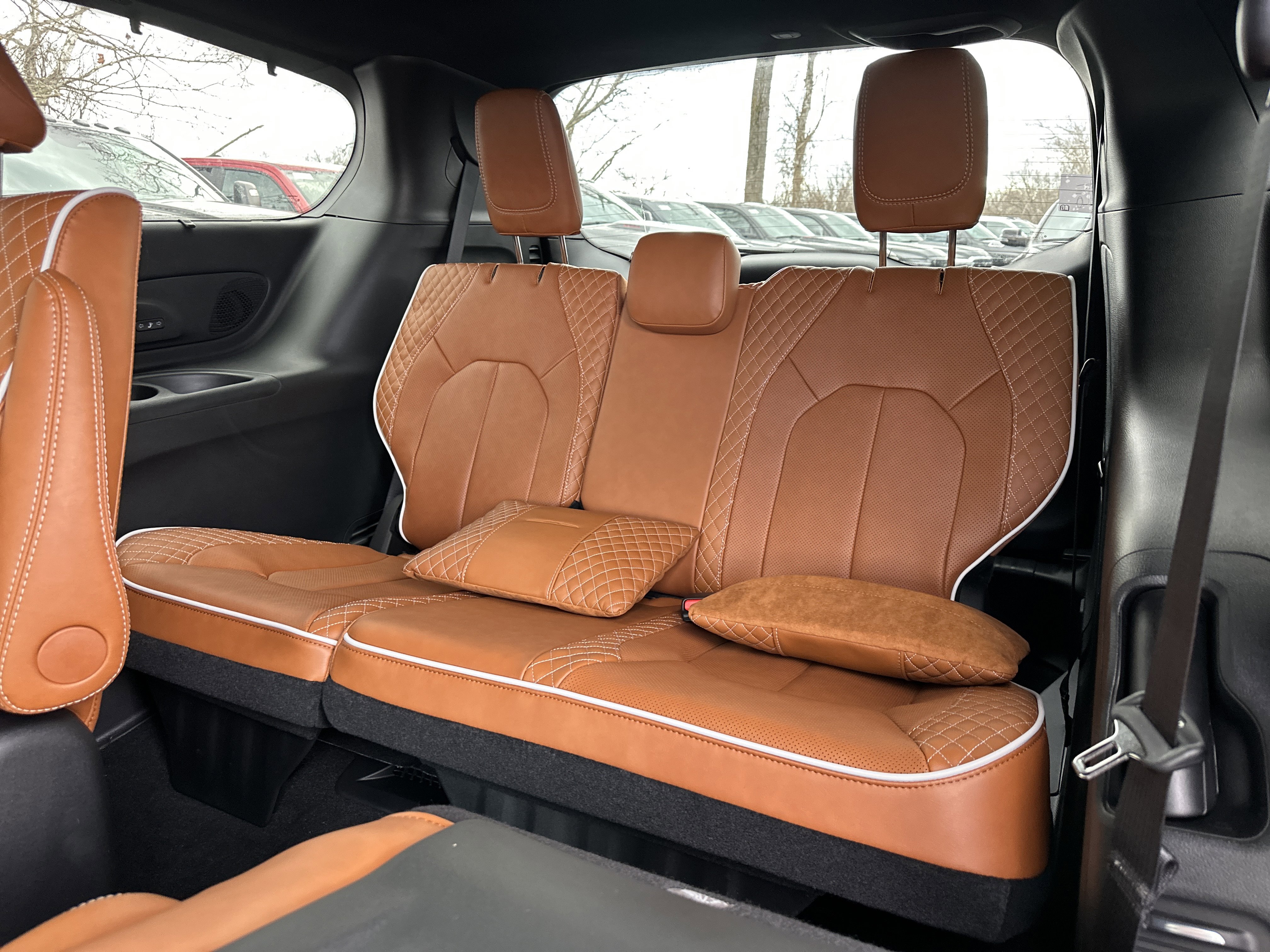 New 2026 Chrysler Pacifica Pinnacle image 32