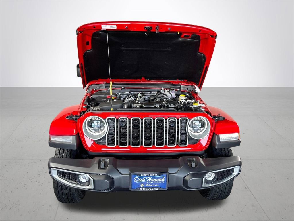 New 2025 Jeep Wrangler Sahara image 23