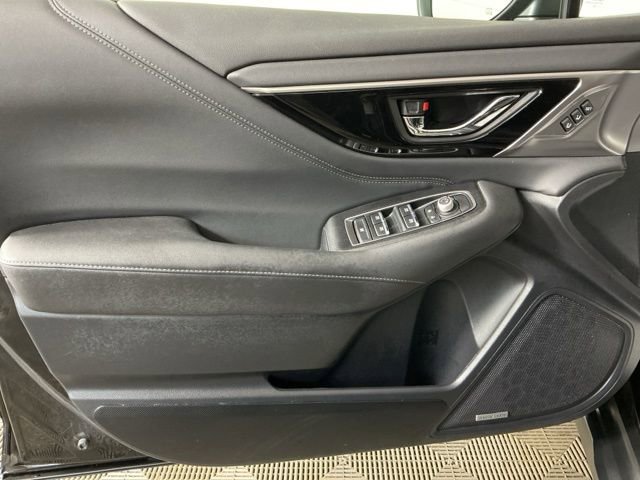 Used 2020 Subaru Outback Limited image 13