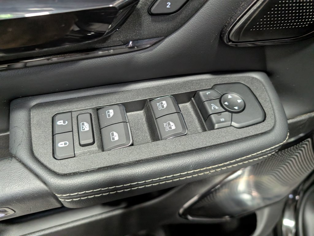 Used 2026 RAM 1500 Limited AWD/4WD image 15