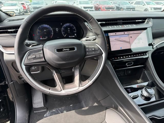 New 2026 Jeep Grand Cherokee Altitude AWD/4WD image 14