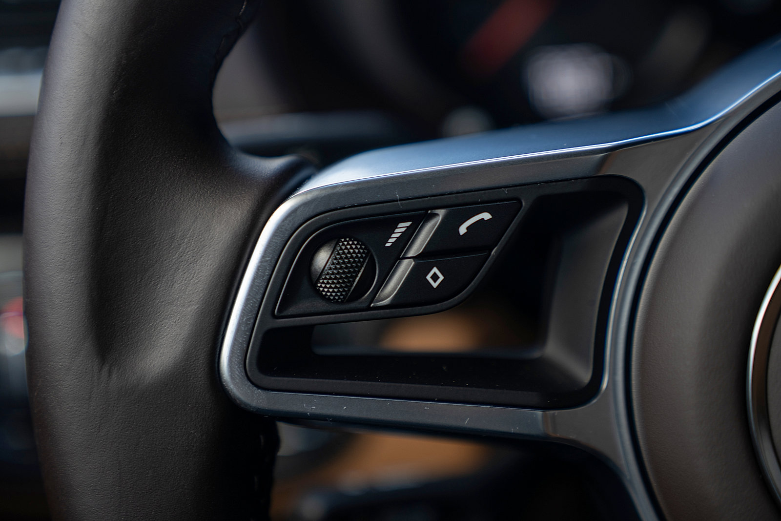 Used 2023 Porsche 718 Cayman GTS image 7